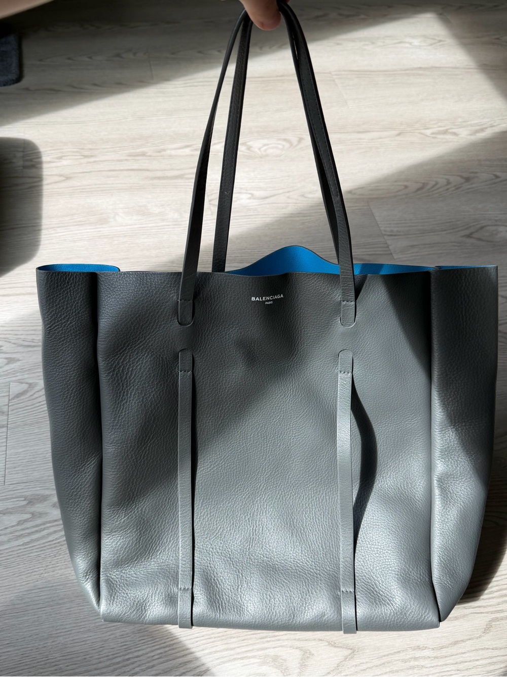 Balenciaga Grey Leather Everyday Tote S